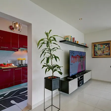 Panoramic Loft 8min Walk To Center - Happy Apartment