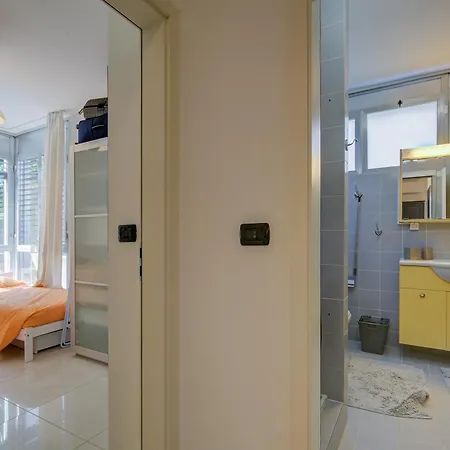 Panoramic Loft 8min Walk To Center - Happy Apartment